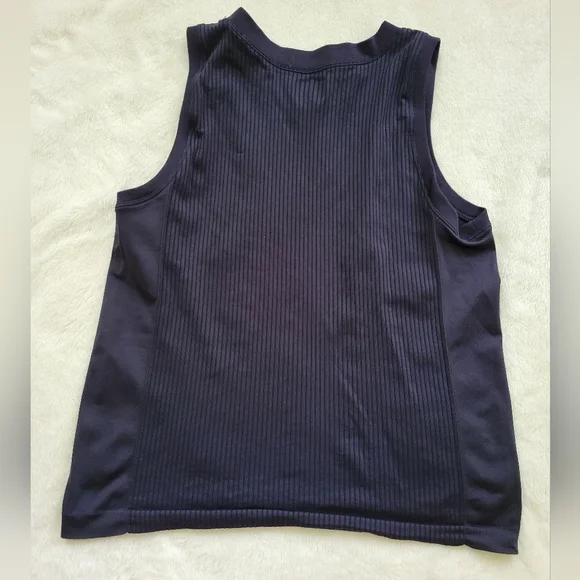 Athleta tank top - Picture 4 of 4